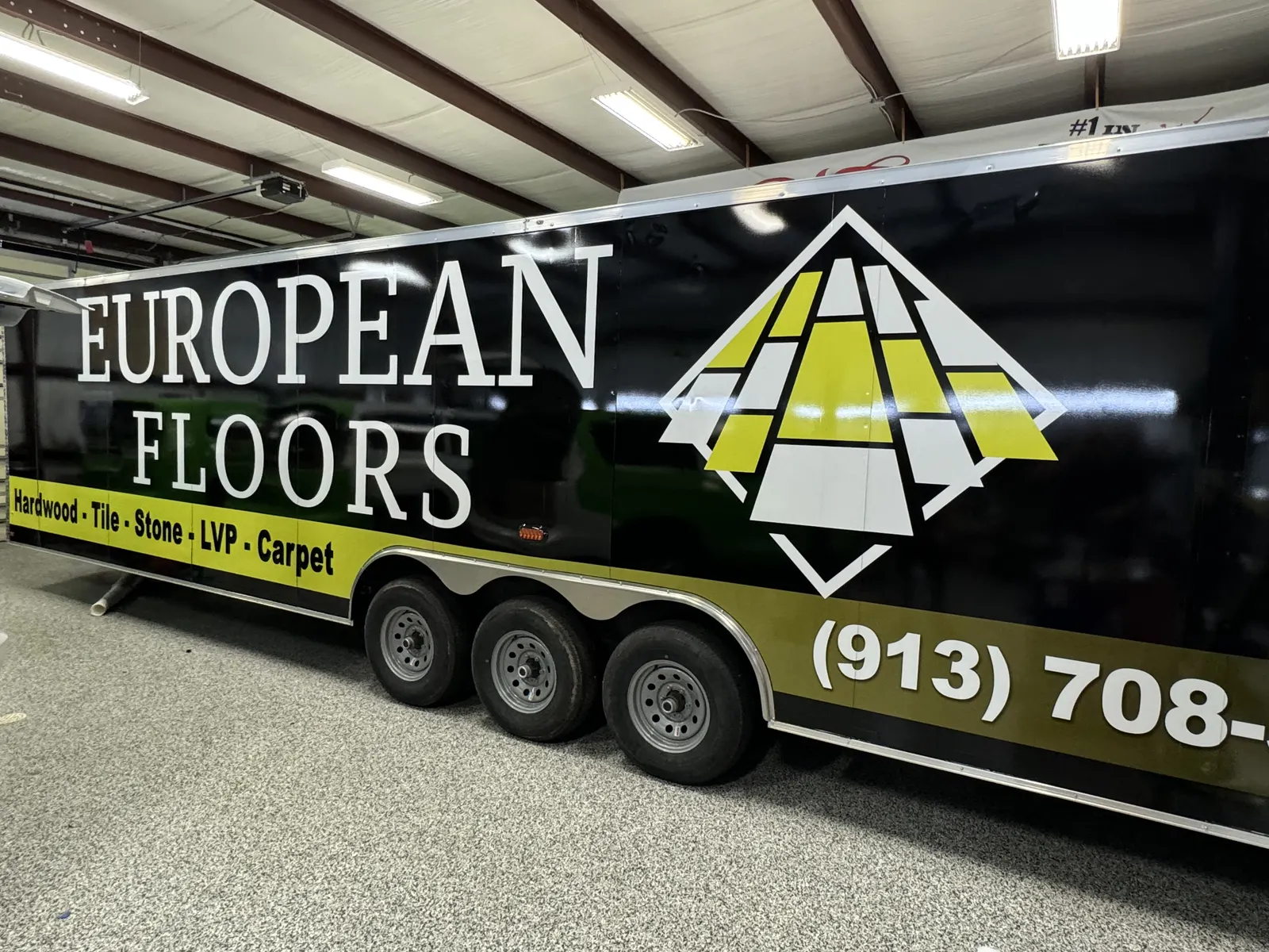 European Floors gooseneck — Enclosed Trailer