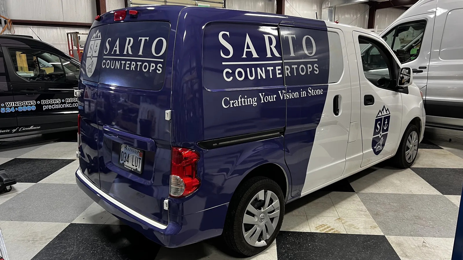 Two-tone brand wrap — Nissan NV200